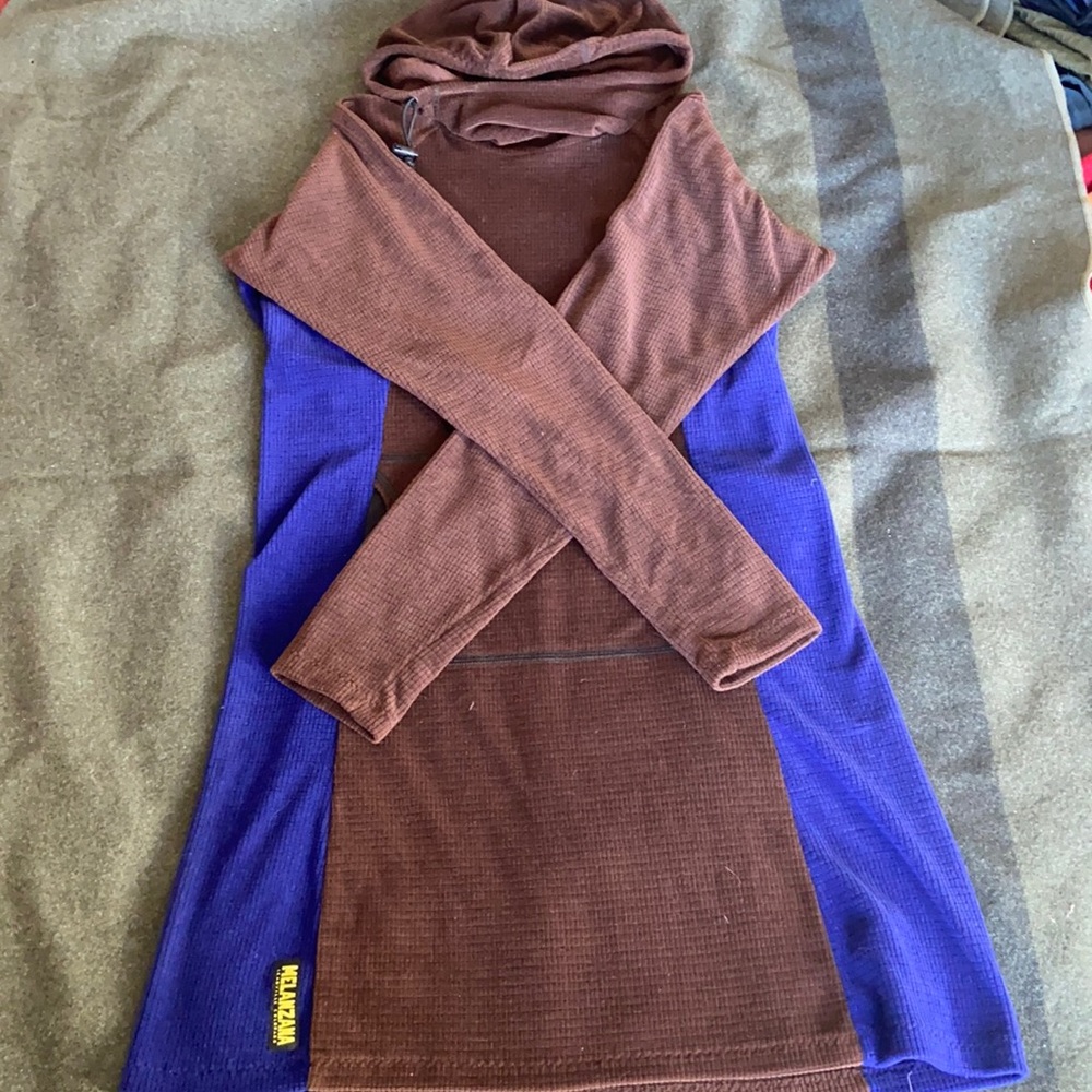 Melanzana fleece dress size medium in brown and blue